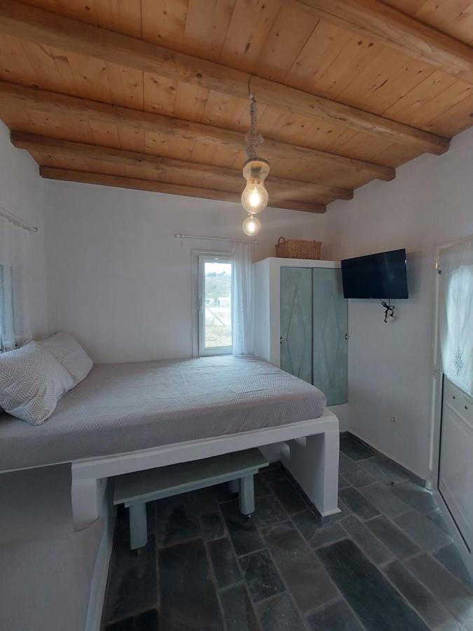 Μπλε Στουντιο 1 Villa Livadi  Екстериор снимка